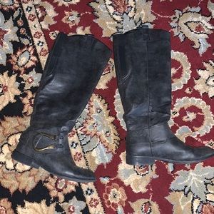 Women’s knee high boots